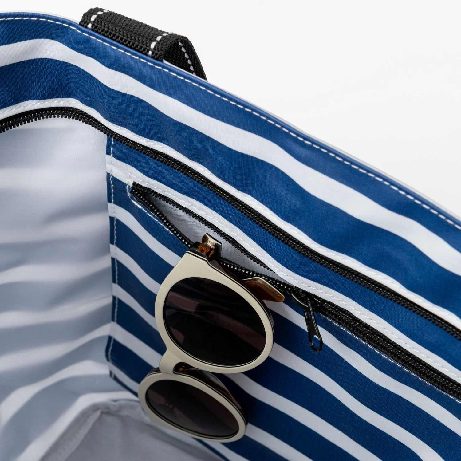 Daytripper Tote - Image 4
