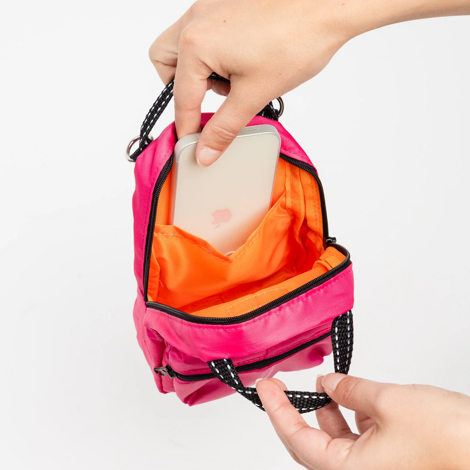 Globetrotter Backpack - Image 3
