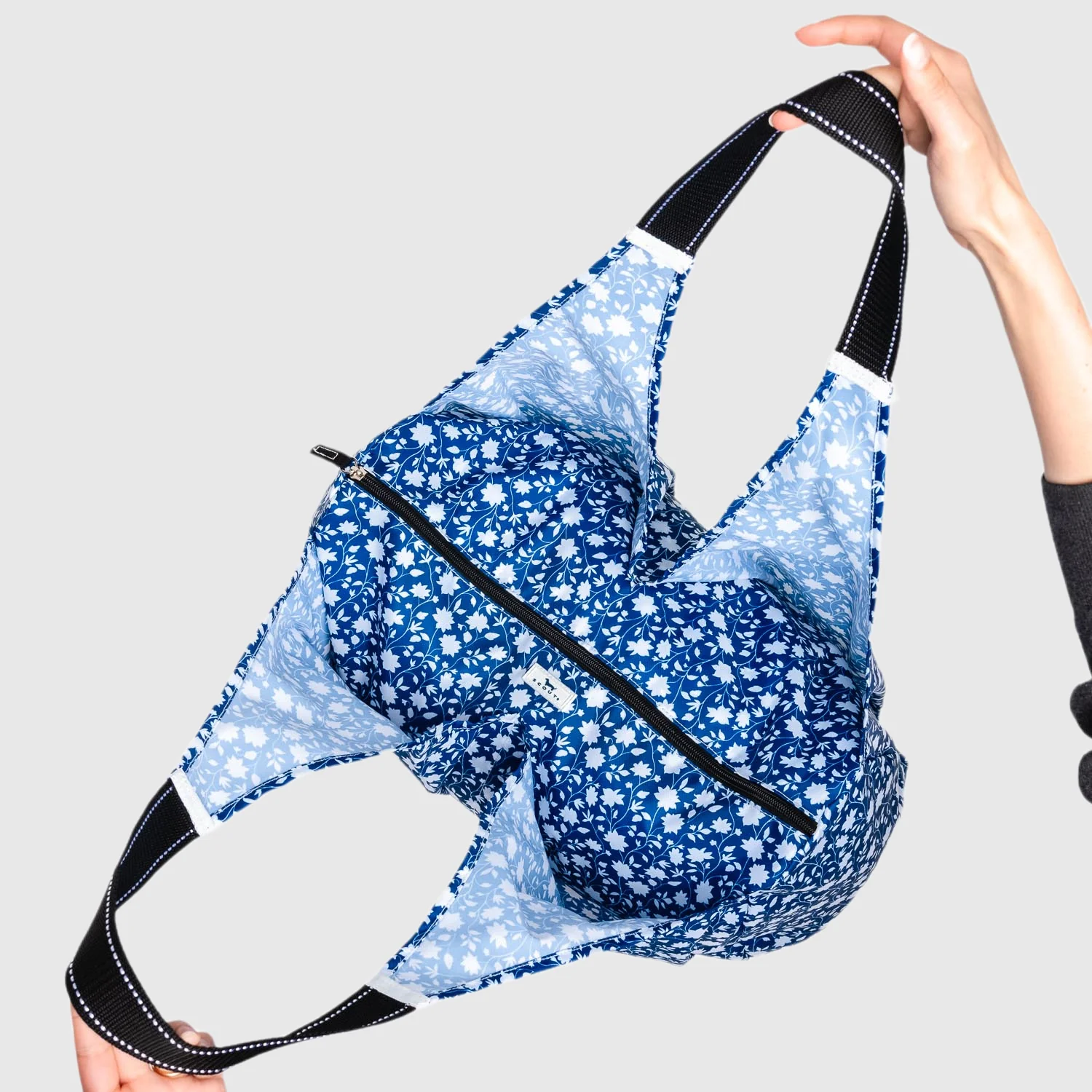 Going Places Tote - Image 5