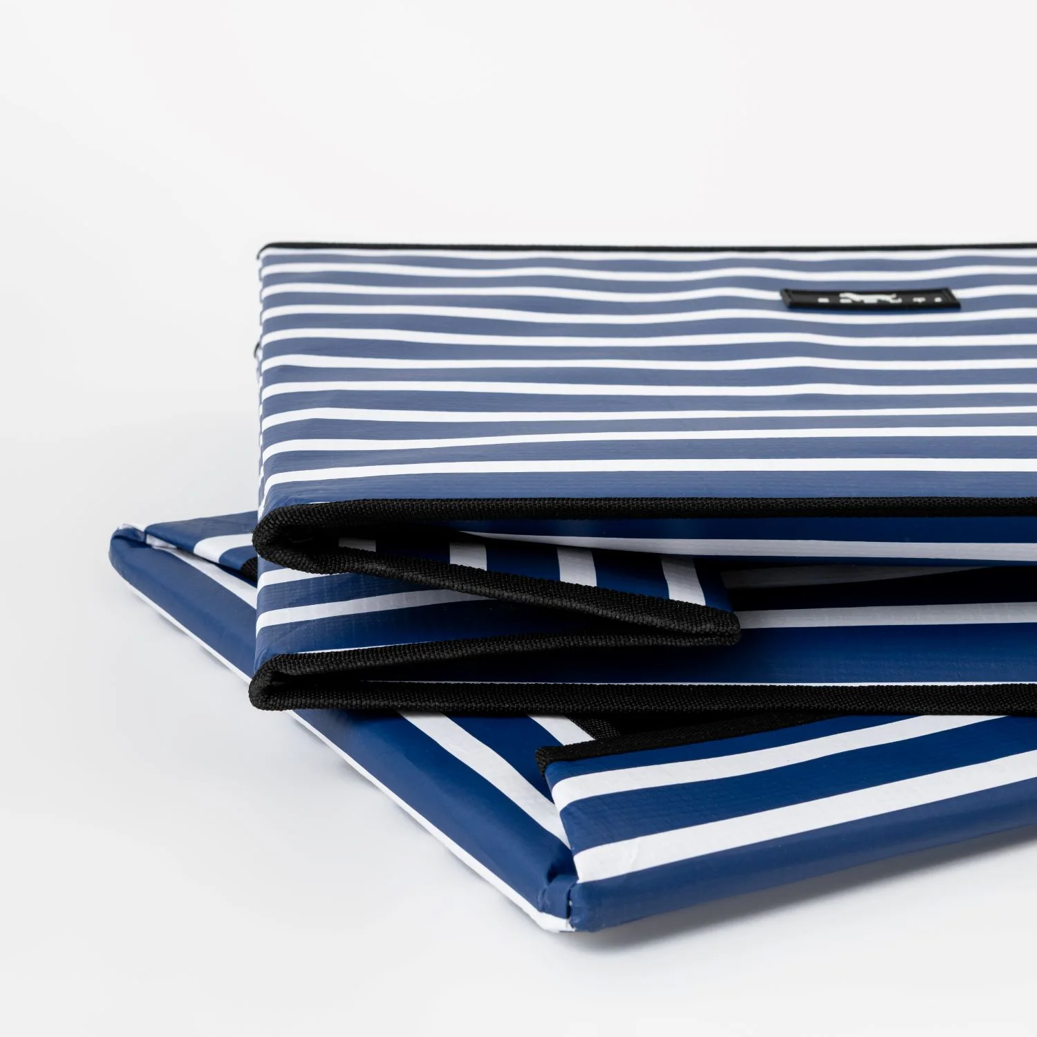 Rump Roost Storage Bin Large - Image 4