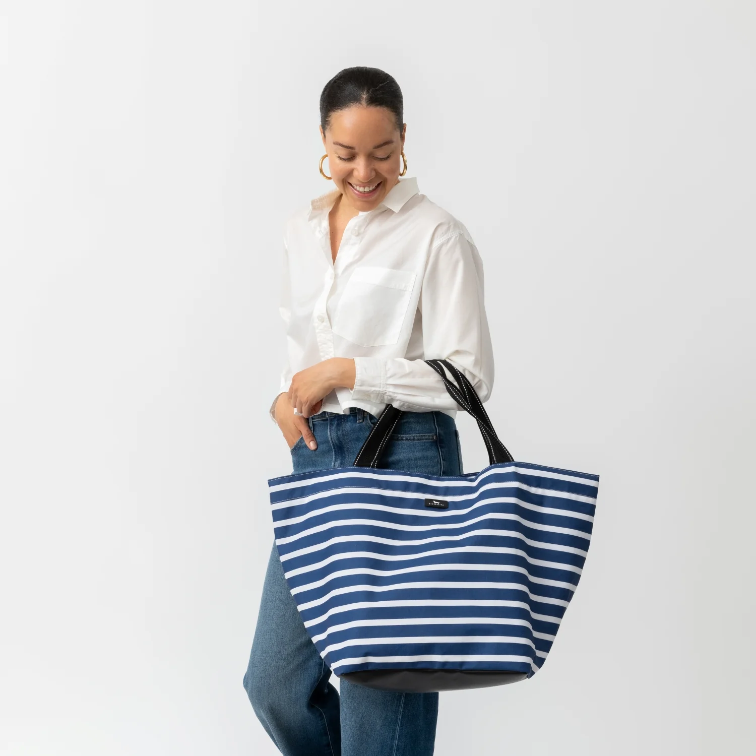 Weekender Travel Bag - Image 6